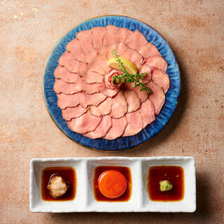 仕込みを丁寧に行うことで、素材本来の味を引き出す。
