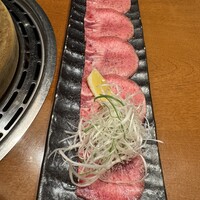 松阪牛炭火焼肉 東海亭 - 