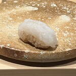 鮨 富かわ - アオリイカ。細かい包丁仕事でとろける舌触り。