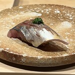 鮨 富かわ - 何アジだっけ？ムロアジ？