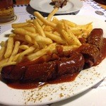 Paulaner am Thielenplatz - 屋台名物カリーブルストをものすごく上品に食わせる