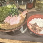 神田ラーメン わいず - 
