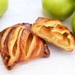 ブランジェ浅野屋 - 信州産食べごろりんごのアップルパイ（小布施りんご）