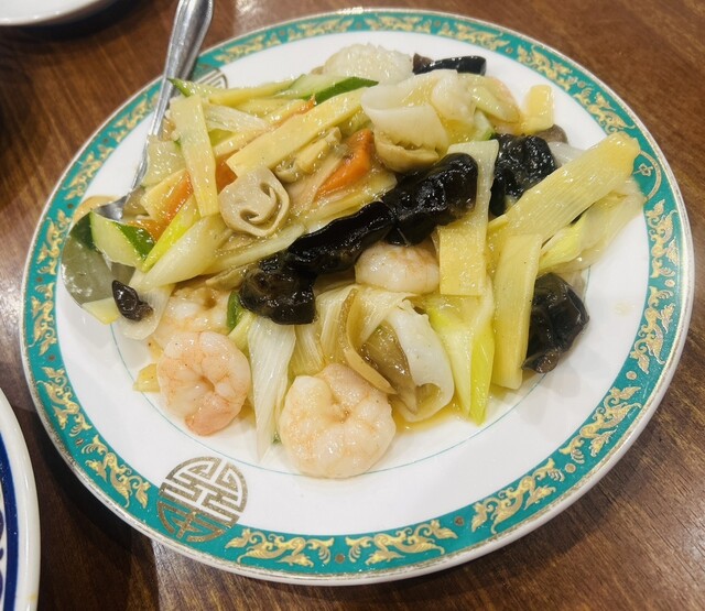 Lan Lan Sanshain Tori Ten