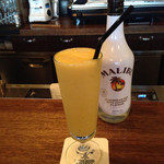 コーヒーハウス ニシヤ - マリブバナナシェイク（800円）