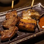 秘伝手羽先唐揚げと地鶏 焼き鳥 和個室 居酒屋 鳥心 - 