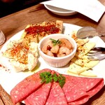 暴走熟成肉庫　肉アバンギャルド 秋葉原 - 瞬殺