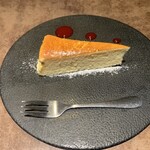 焼肉ハウス大将軍 - 窯焼きチーズケーキ