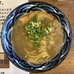 キャメルクラッチ - 濃厚煮干しらーめん(950円、真上から)