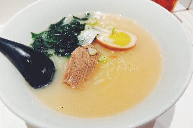 Pan Chan to John photo 3