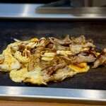 ともえ - マヨネーズぶっかけてソースで完成！超スピードメニュー