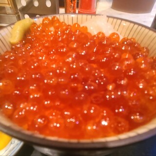 口コミ一覧 : ぺりーのいくら丼 （ぺりーのいくらどん） - 日本橋/海鮮