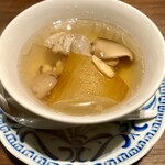 旧雨 - 老黄瓜・龍眼・西洋人参・豚肉の養生スープ