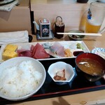 清元 - 勘八と鮪の刺身定食