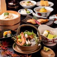 名物ゆば桶と季節を写し取った美味を堪能「栄（さかえ）」京都タワーや市街の夜景を一望