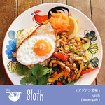 KOKYU - [Sloth] (金)・(土) 18:00-23:00 (アジアン酒場) 東京都中野区で6年間の営業を経て、佐久穂町に移住してきました。 地元のお野菜やお米を使い、調味料なども無添加の素材を使うよう心掛けてます。 体が喜ぶアジアン料理を目指して、自家製調味料なども研究中！ 店主おすすめのちょっと珍しいお酒や、おつまみもご用意しています。