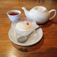 雪梅花 菜根譚 - 杏仁豆腐