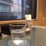 ルー・ド・メール - アンニュイな雨の神田