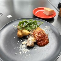grigio la tavola - 