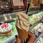 CHATERAISE - 料理写真:取り替えてくれたコーンの底半分までクリームが。