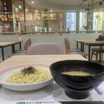 長崎ちゃんぽんリンガーハット - 料理写真: