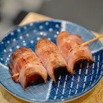うなぎ 串料理 いづも - トマトベーコン