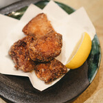 うなぎ 串料理 いづも - 賞味期限3分の豚唐揚げ