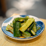 うなぎ 串料理 いづも - ピリ辛きゅうり