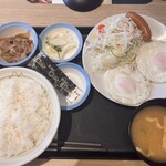 松屋 保土ヶ谷店 - ソーセージエッグW定食