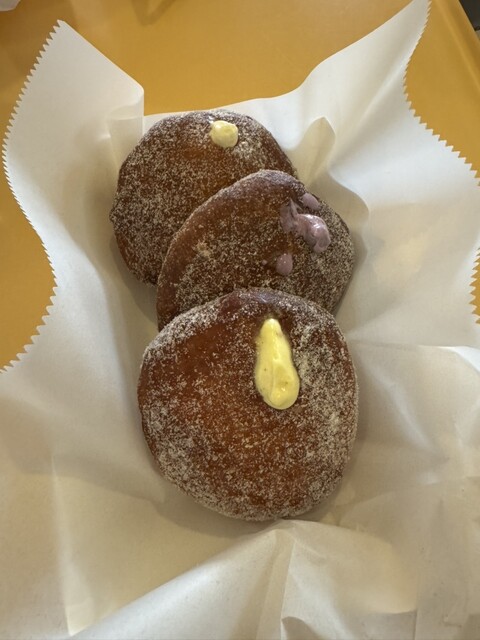 マラサダ様 pennys waikiki malasadas - ワイキキ/スイーツ | 食べログ