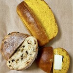 麦わらぼうし - 山ブドウとオレンジピール
パンプキン
パンプキンとクリチ