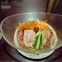 過門香 銀座本店 - 五目冷麺 1800円+サービス料 180円