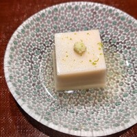 鳥匠 いし井 - 鶏出汁で練り上げた自家製胡麻豆腐
