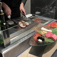 丑花 - 目の前で鉄板焼き