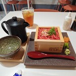 和牛どんぶり家 にくに - 