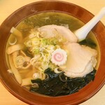 おもだかや 女池店 - 茎わかめそば（メンマ、わかめトッピング）