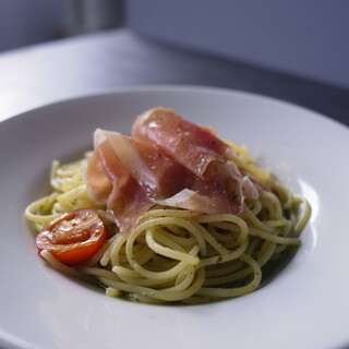 ノイロ. セカンド ダイニング_2