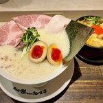 鶏白湯泡ramen たまき - 鶏白湯泡ramen〜醤油〜（¥1,400税込）と炙り肉親子丼（小）（+¥550税込）