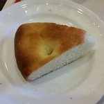 ジラソーレ - おかわり自由なパン。