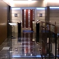 レストラン ヴァリエ - 分かりにくいー。エスカレーター上がってUターン。
