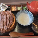 黑家 本店 - ひつまぶし重