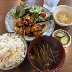 ♪鳥肉の甘辛焼定食¥700