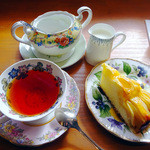 ポリー プット ザ ケトル オン