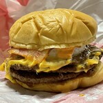 マクドナルド - 料理写真:【期間限定】　トリプルビーフのとろ旨すき焼き月見セット　1210円（税込）