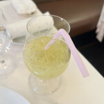 ラ・トゥーエル - 