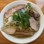 麺饗 松韻 - 【限定麺】｢あっさりだけどコクのある塩ラーメン｣(大)