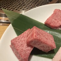 近江うし焼肉 にくTATSU 銀座店 - 