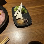 牛たん 馬刺し 和牛 個室肉酒場 ぶれゑめん 平塚駅前店 - 