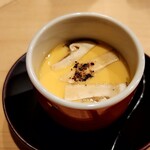 鮨 奥 - 松茸の茶碗蒸し 松茸はブータン産
