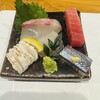 魚と炭と鉄板と ととと - 伝助穴子、カンパチ、みかん鯛、中トロ、秋刀魚